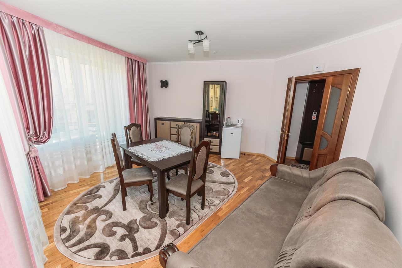 Apartments Sonce Truskavets Dış mekan fotoğraf